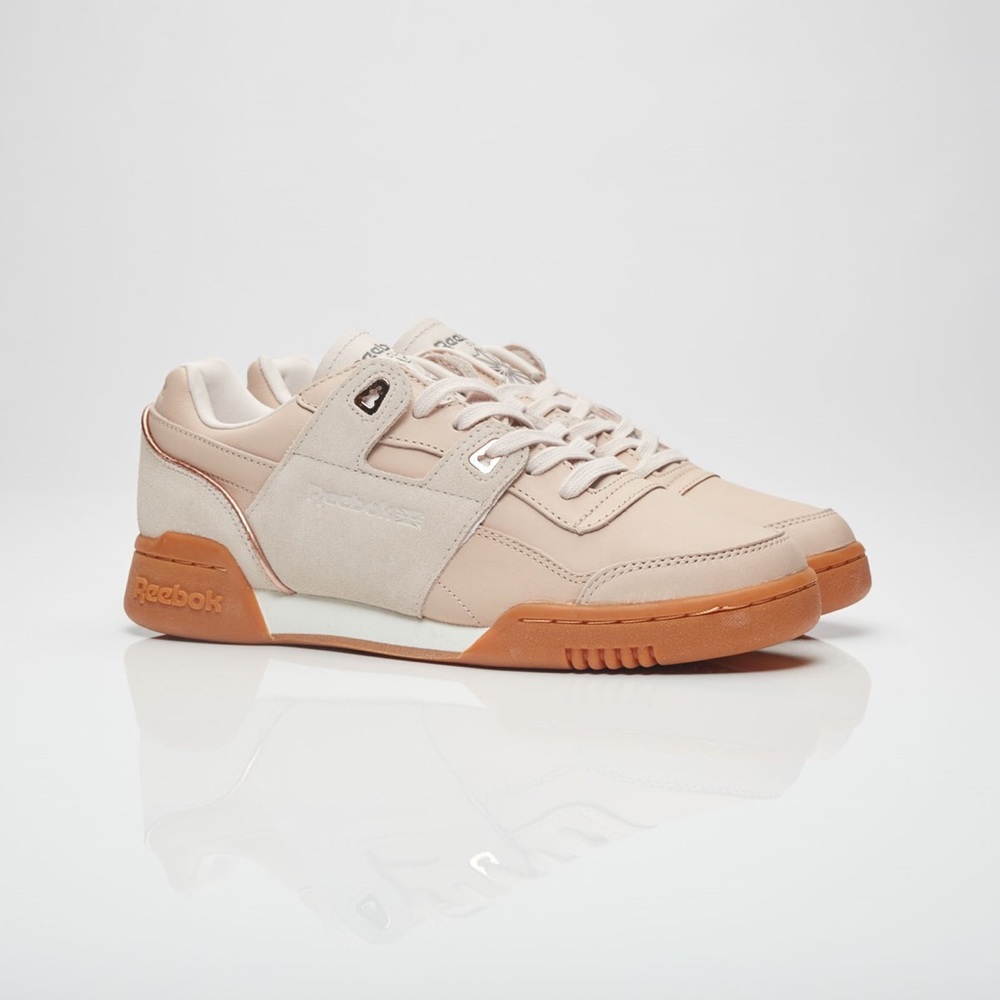 Reebok Workout Lo Plus Golden Sneaker in Tan (Size 10)